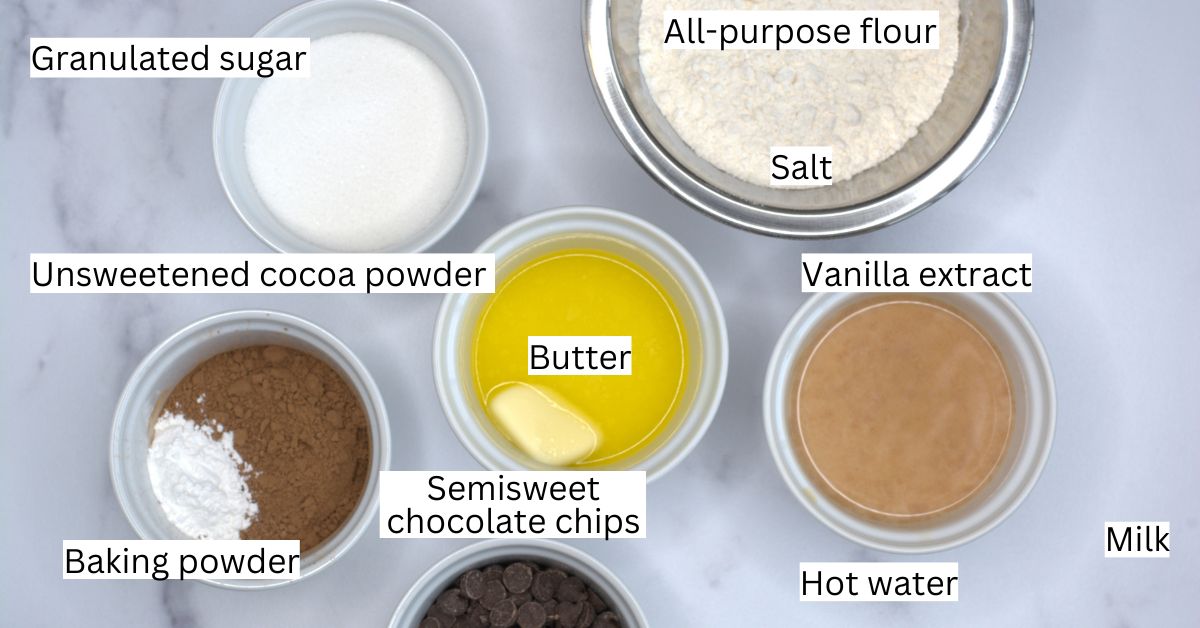 Needed ingredients to make the recipe.
